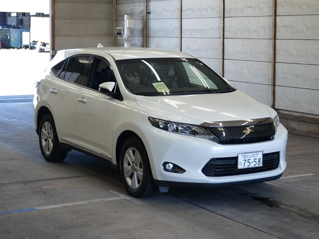 TOYOTA HARRIER Elegance