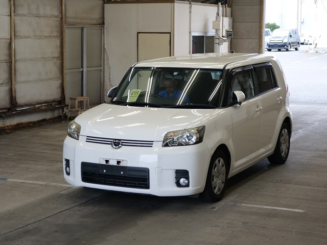 TOYOTA COROLLA RUMION 1.5G