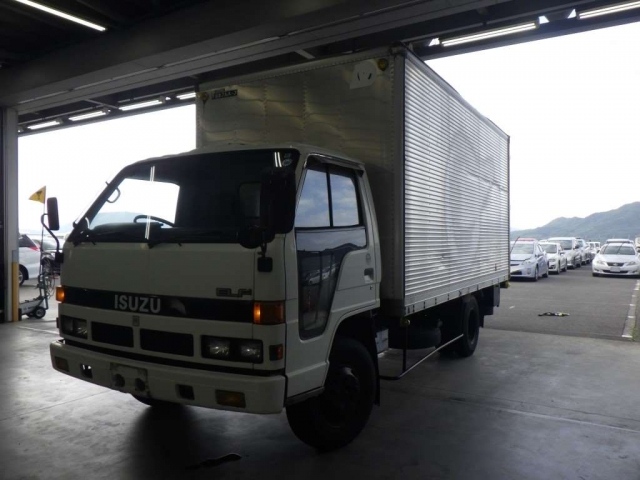 ISUZU ELF TRUCK