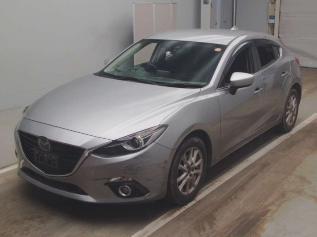 MAZDA AXELA 15S Touring