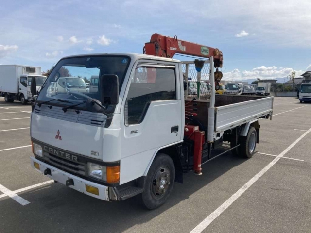 MITSUBISHI CANTER