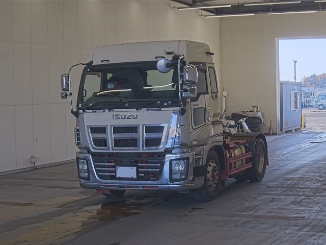 ISUZU GIGA