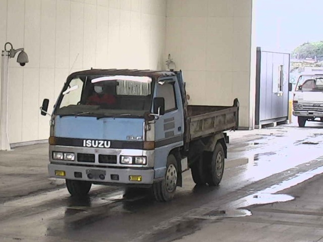 ISUZU ELF Dump