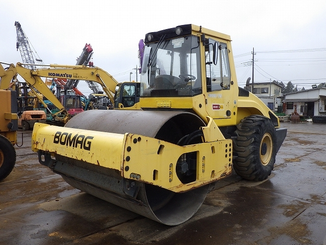 BOMAG COMBINE ROLLER