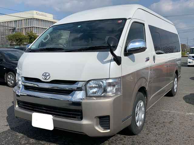 TOYOTA HIACE