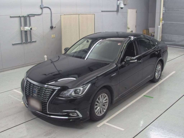 TOYOTA CROWN Royal