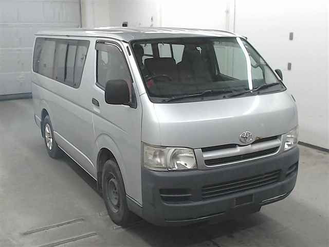 TOYOTA HIACE VAN DX