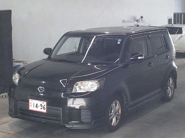TOYOTA COROLLA RUMION 1.5G Aero Tourer