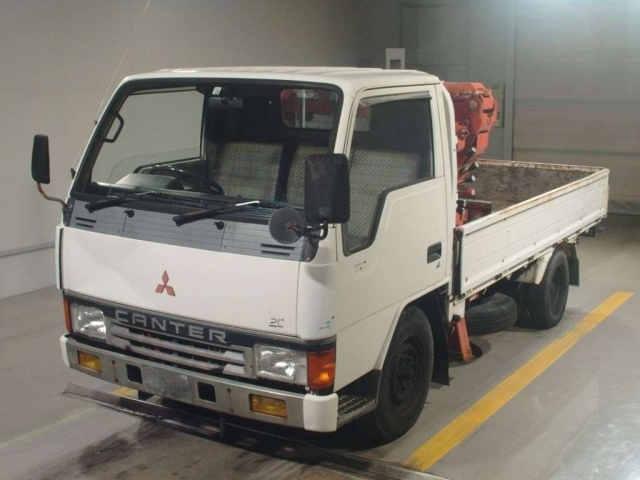 MITSUBISHI CANTER