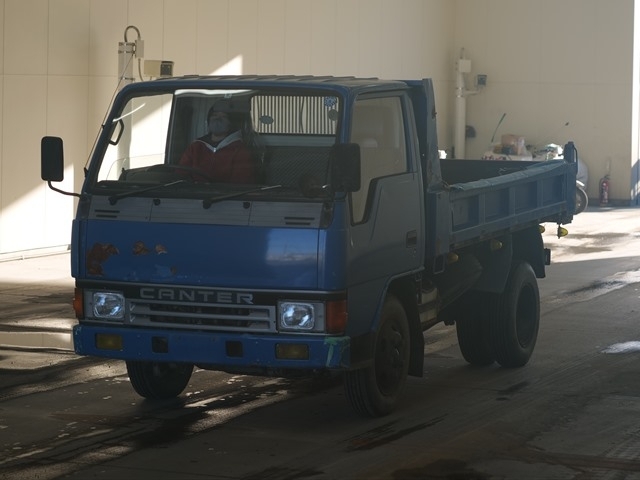 MITSUBISHI CANTER Dump