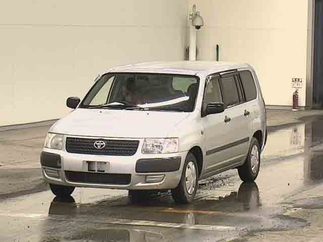 TOYOTA SUCCEED VAN