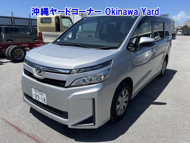 TOYOTA VOXY X