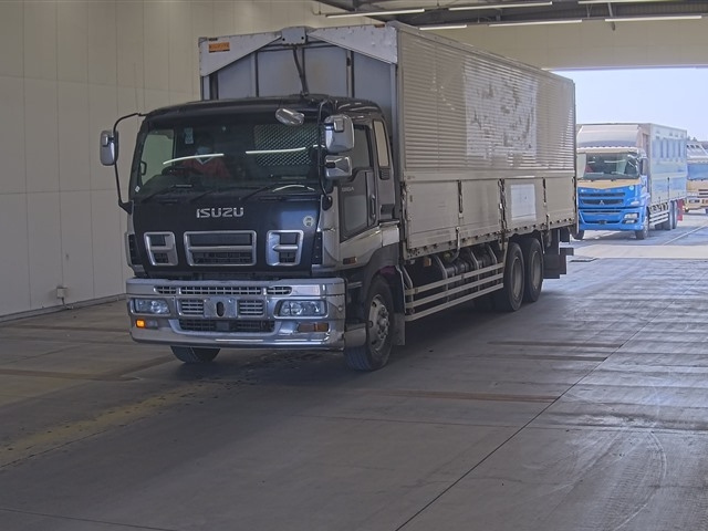 ISUZU GIGA