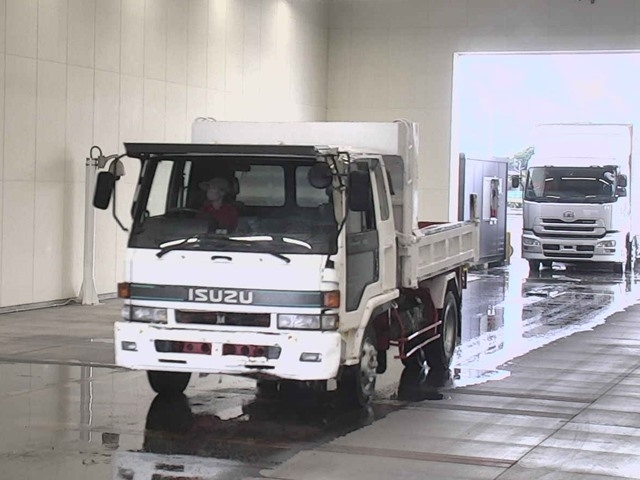 ISUZU FORWARD