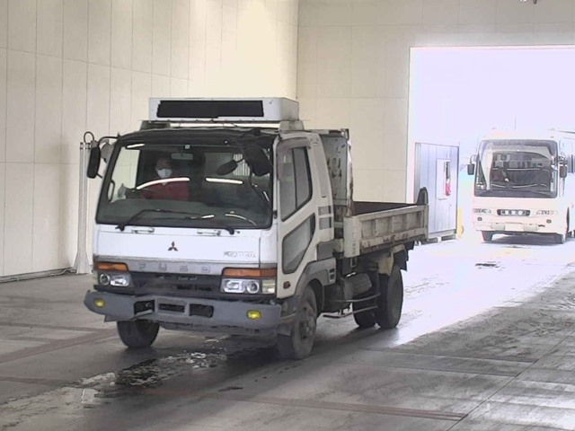 MITSUBISHI FUSO FIGHTER