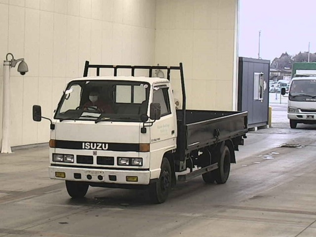 ISUZU ELF GILA