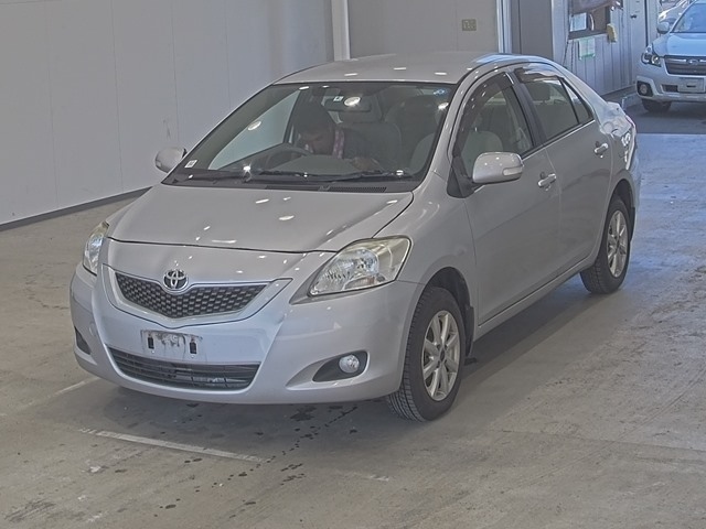 TOYOTA BELTA X