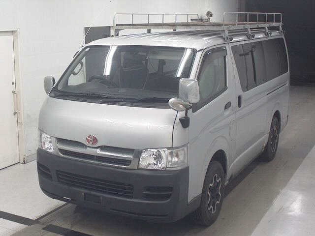 TOYOTA HIACE VAN 4WD DX