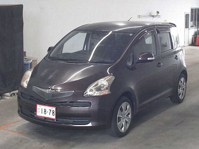 TOYOTA RACTIS G L HID