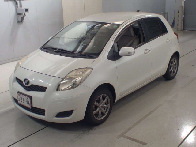 TOYOTA VITZ