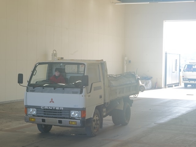 MITSUBISHI CANTER Dump