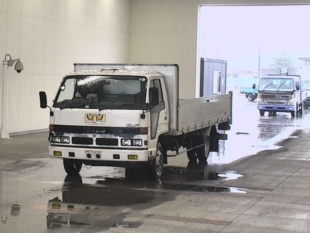 ISUZU ELF