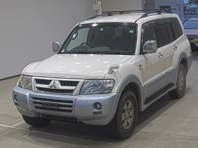 MITSUBISHI PAJERO Exceed