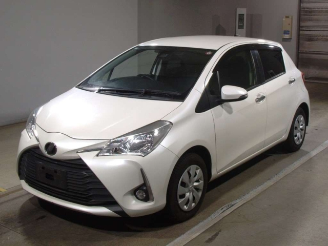 TOYOTA VITZ F Safety - Edition 2