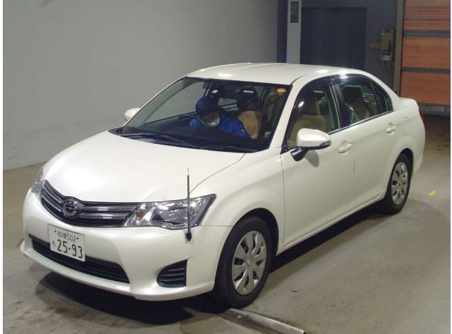 TOYOTA COROLLA AXIO