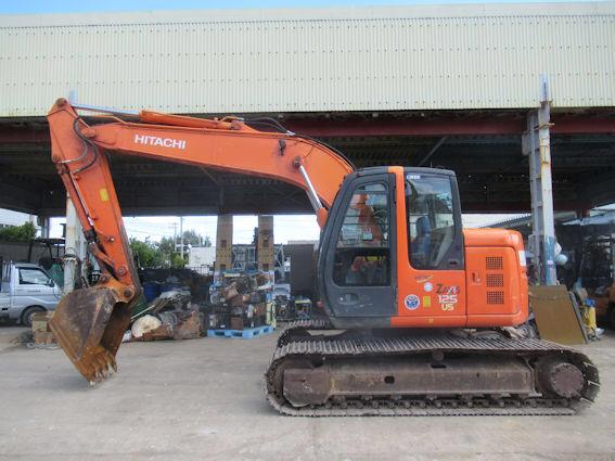 HITACHI EXCAVATOR