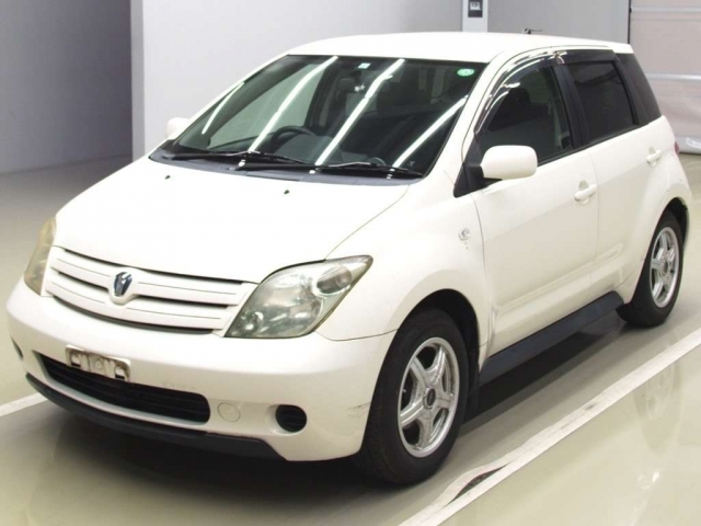 TOYOTA IST 1.3F L ED HID Selection