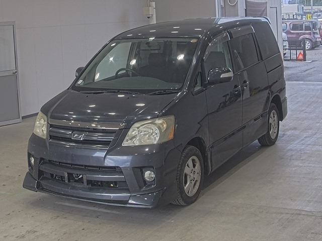 TOYOTA NOAH S