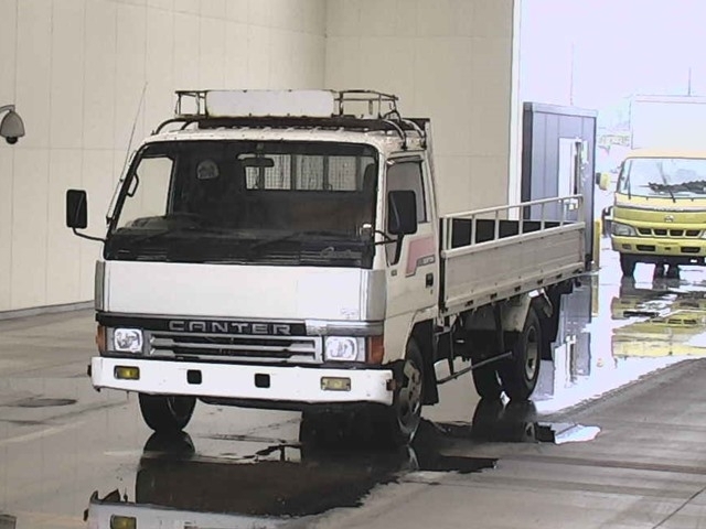 MITSUBISHI CANTER Gila
