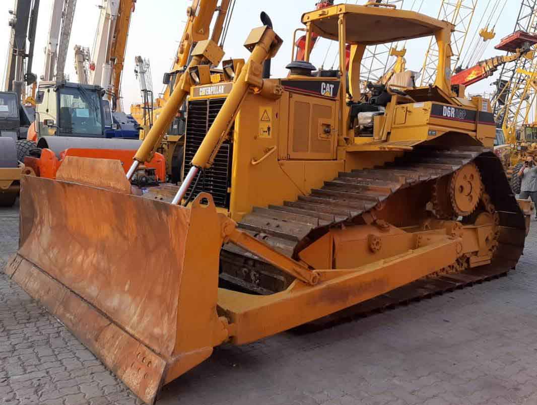 CATERPILLAR DOZER