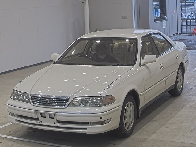 TOYOTA MARK II
