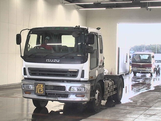 ISUZU GIGA TRACTOR HEAD
