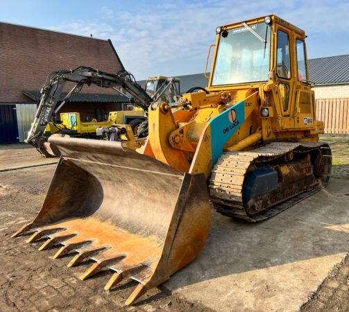 CATERPILLAR CRAWLER DOZER 953