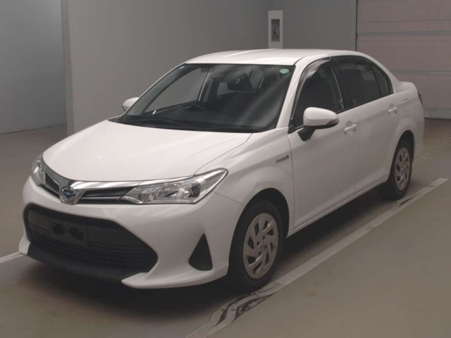 TOYOTA COROLLA AXIO Hybrid
