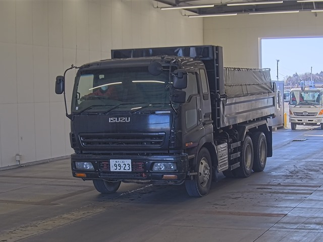 ISUZU GIGA