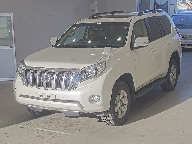TOYOTA LAND CRUISER PRADO TX L Package