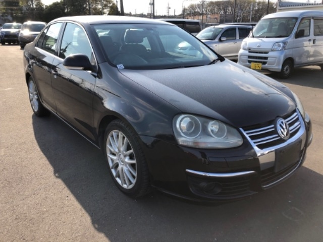 VOLKSWAGEN JETTA 2.0T