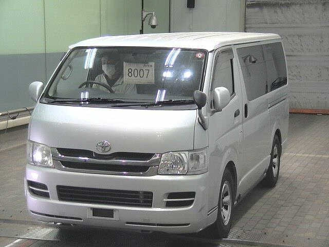 TOYOTA HIACE VAN 4WD DX GL Package