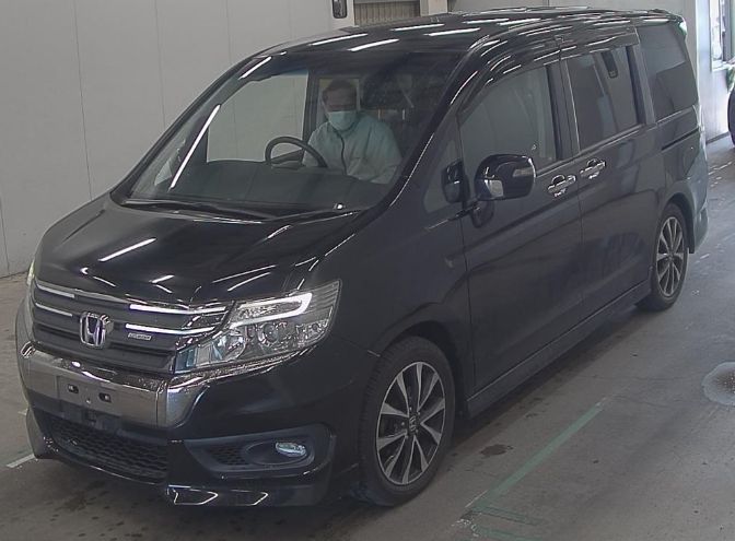 HONDA STEP WAGON Z COOL SPIRIT