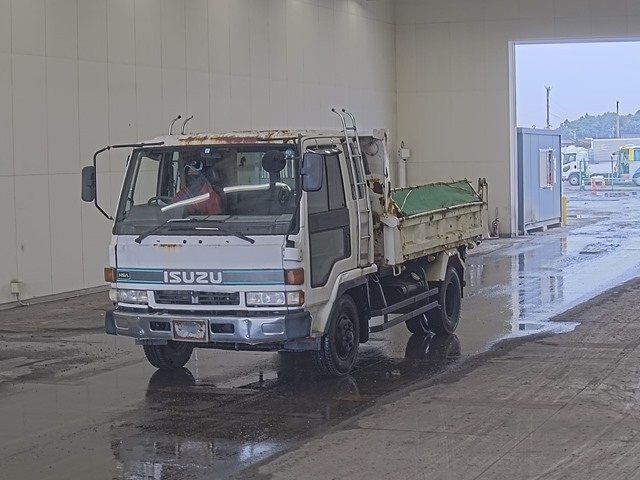 ISUZU FORWARD