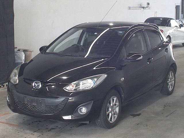 MAZDA DEMIO 13 SkyActive