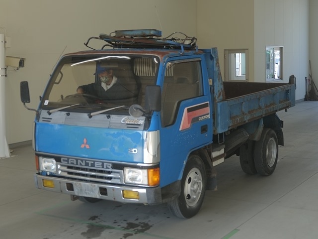 MITSUBISHI FUSO TRUCK