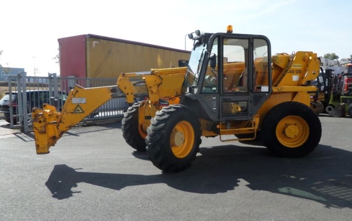 JCB TELEHANDLER