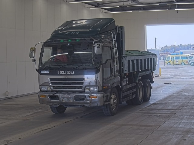 ISUZU GIGA