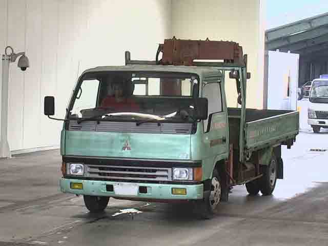 MITSUBISHI CANTER