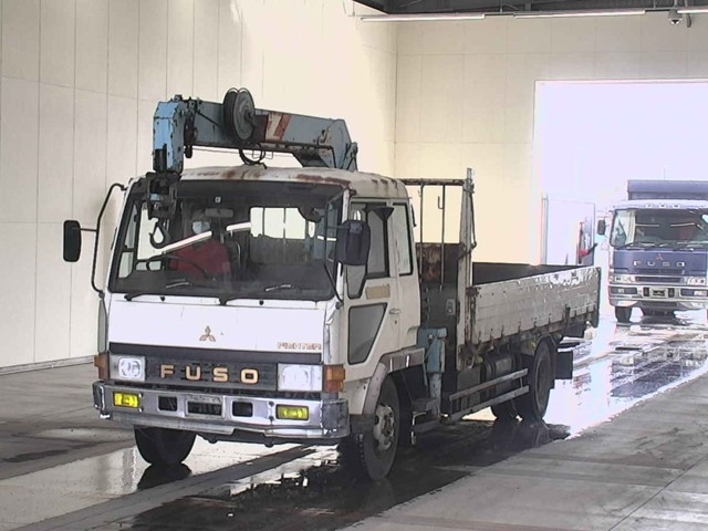 MITSUBISHI FUSO FIGHTER Gila . Crane 3 Dan